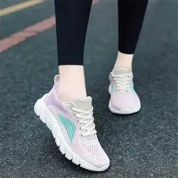 צבעים מעורבים ענק נשי ריצת נעלי ספורט נעלי קיץ מותג מקורי נשים ספורט טניס sapateneis השנה החדשה YDX2