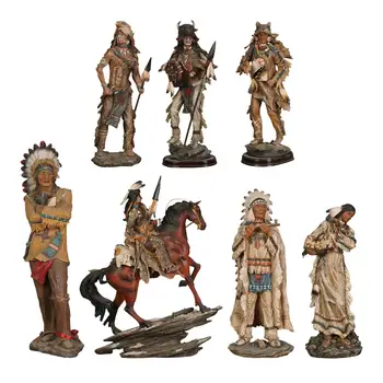 ראש השבט עם קרב כיסוי הראש מחזיק חנית פסל עיצוב פיסול המורשת התרבותית צלמית